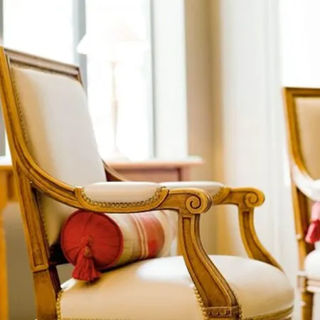 Central Hotel Paris Hotel 3*