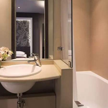 Central Hotel Paris 3*