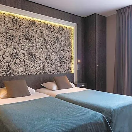Central Hotel Paris 3*