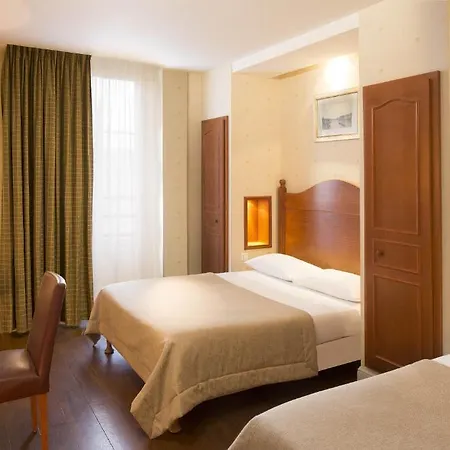 Central Hotel Paris Hotel 3*